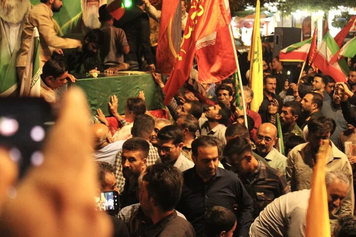 عکس خبری | وداع باشکوه سروستان با شهید افغانستانی جنگ رمضان
