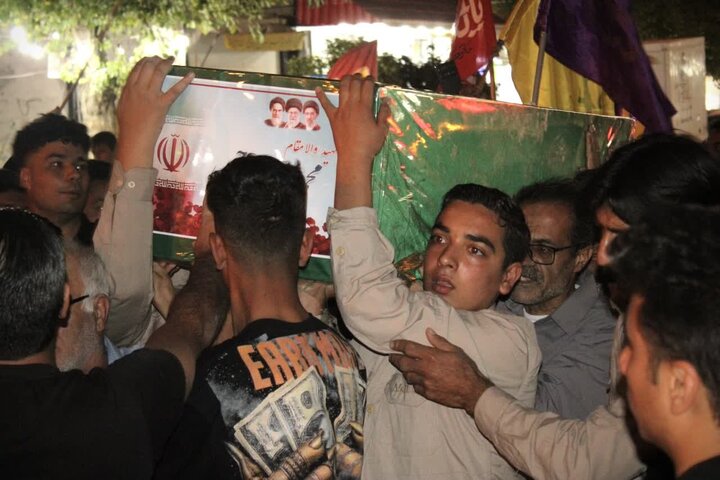 عکس خبری | وداع باشکوه سروستان با شهید افغانستانی جنگ رمضان