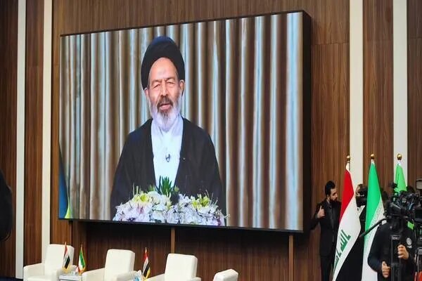 رجل دين بارز: إحياء سُنّة النبي (ص) يمثل جوهر نهضة الإمام الحسين (ع)