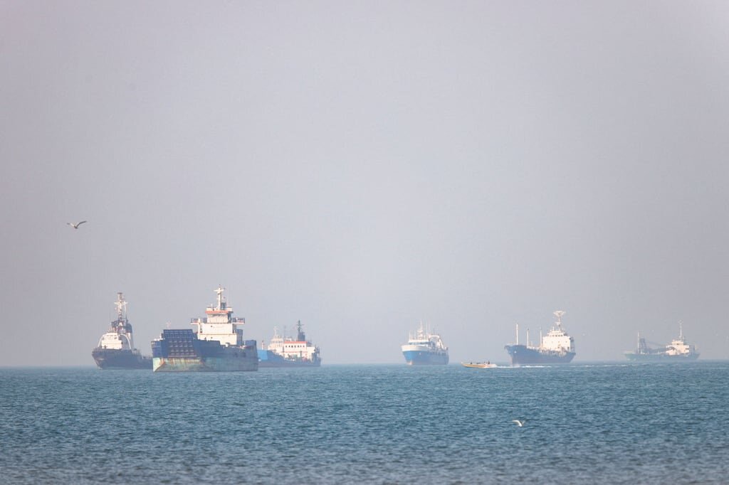 Analysis / Iran’s Sovereignty over Hormuz: The Road to Transform Iranian Ports into a Regional Hub