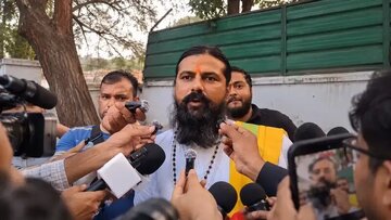 Inde : un prêtre hindou défend une mosquée historique de Delhi menacée de démolition