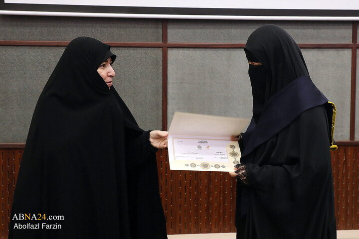 تقرير مصور/ الأمين العام للمجمع العالمي لأهل البيت(ع) يستقبل ناشطات قرآنية من كركوك العراقية