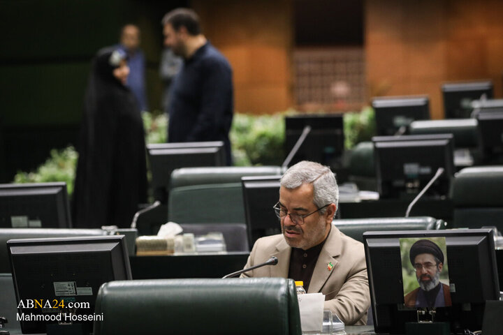 جلسه علنی مجلس شورای اسلامی یکشنبه سوم آبان‌ماه