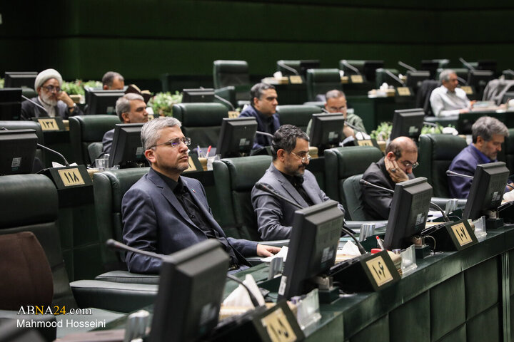 جلسه علنی مجلس شورای اسلامی یکشنبه سوم آبان‌ماه
