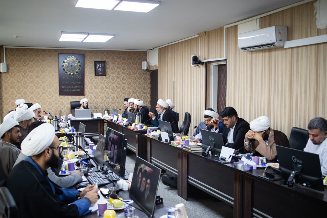 المجمع العالمي لأهل البيت(ع) وممثلو الحوزات العلمية الدوليون يؤكدون علی توسيع التعاون