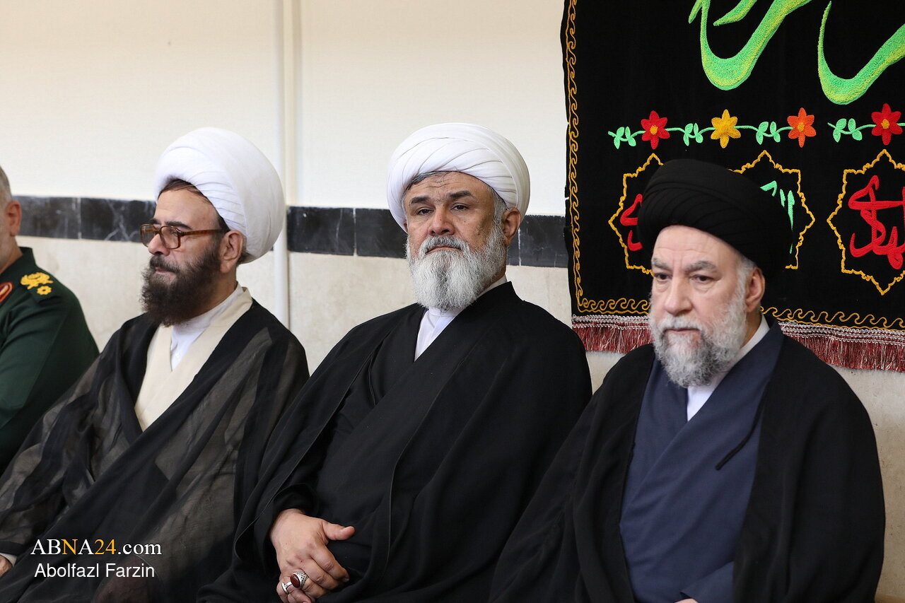 Foto / Ayetullah Makarim Şirazi’nin Katılımıyla Fatımiyye Günleri Matem Meclisi