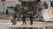 Israeli army forces around 1,500 Palestinians from 250 families to evacuate homes in al-Khalil