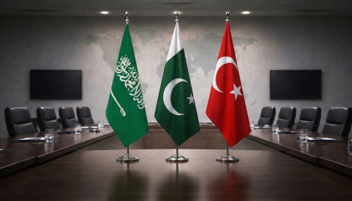 Berpirsên leşkerî yên Hevpeymana Mekeyê serdana Îranê dikin