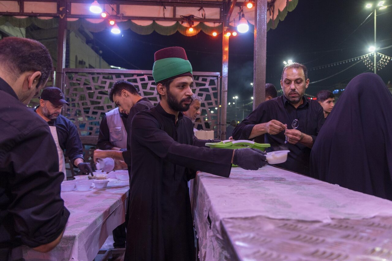 Mawakib serve visitors commemorating Lady Fatima az-Zahra’s martyrdom