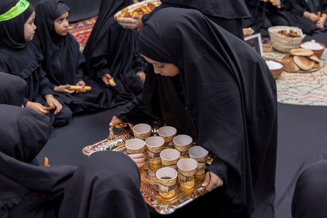 Al-Siddiqa Al-Tahira Center organizes a mourning gathering for children to mark the martyrdom anniversary of Lady az-Zahra