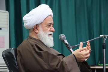 آیت‌الله رشاد: قلم، سلاح طلبه و ابزار انتقال معارف الهی است