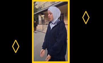 Video\ Sionist əliyevlər rejiminin Hicablı şagirdlərin beyninə geydirmək istədiyi manqurt fikirlər. Hicablı şagird ağla-ağlaya şikayət edir