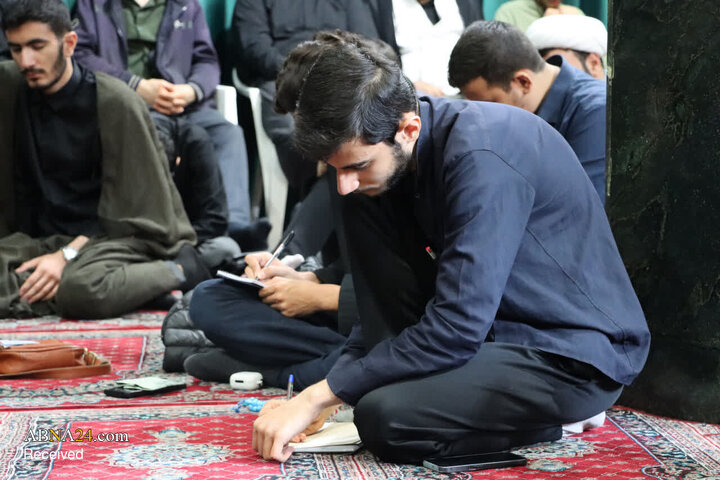 عکس خبری/  محفل اخلاق و سلوک در حوزه علمیه امام رضا(ع)