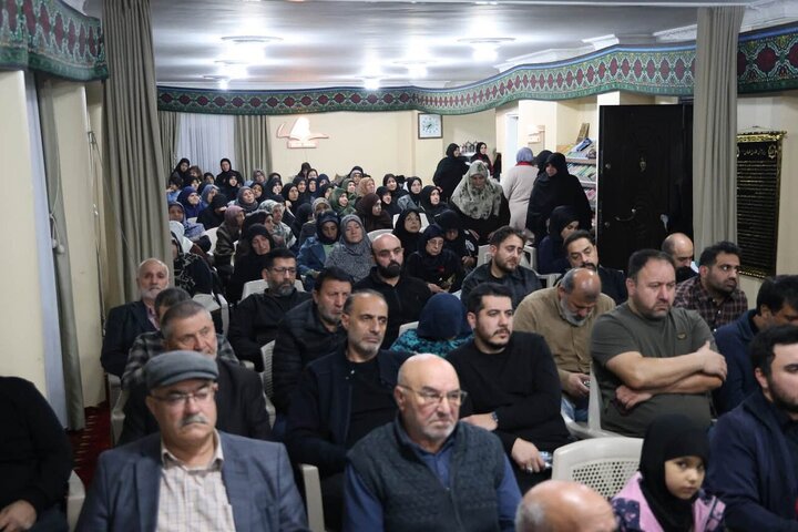 تقرير مصور/ مجلس عزاء استشهاد السيدة فاطمة (ع) في مركز "أهل البيت" بمدينة إغدير التركية