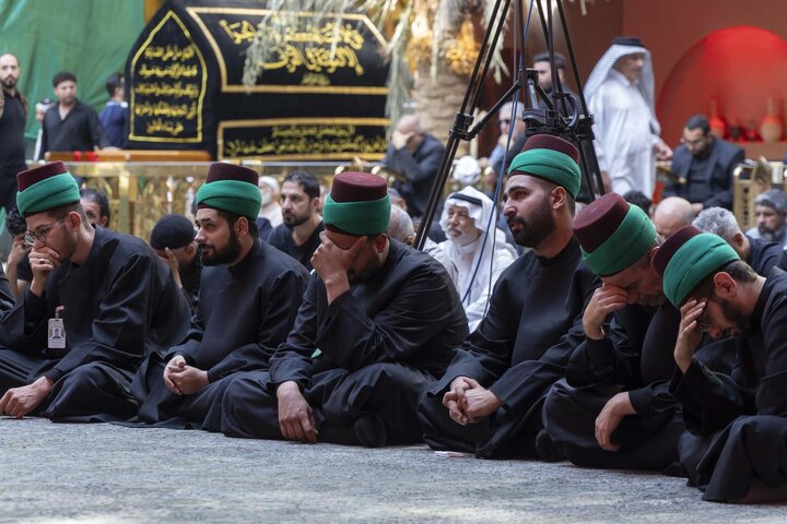 تقرير مصور/ شعبة السادة الخدم تحيي إحياء ذكرى شهادة السيدة الزهراء (عليها السلام) بكربلاء المقدسة