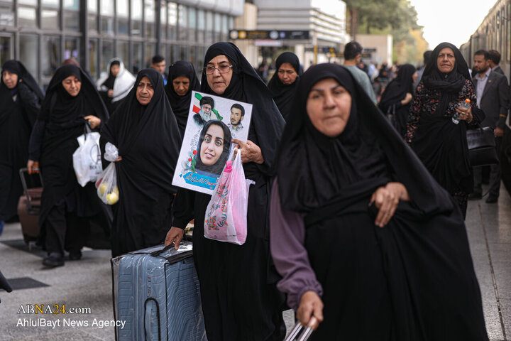 تقرير مصور/ خَدَمة العتبة الرضوية المقدسة يستقبلون عائلات الشهداء والجرحى من لامرد في مشهد