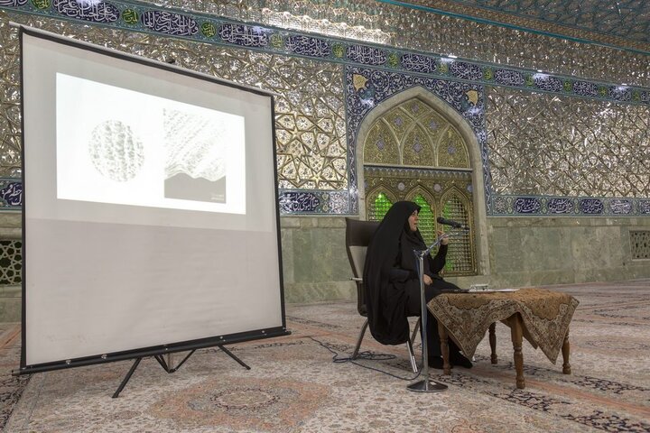 غبارروبی حرم مطهر بانوی کرامت توسط پزشکان و پرستاران