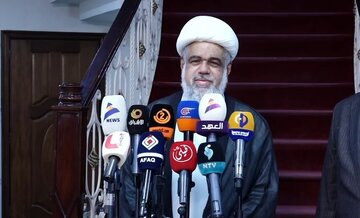 الشيخ عبد الله الدقاق یطلب من المرشد الأعلى مراجعة العقيدة النووية لإيران