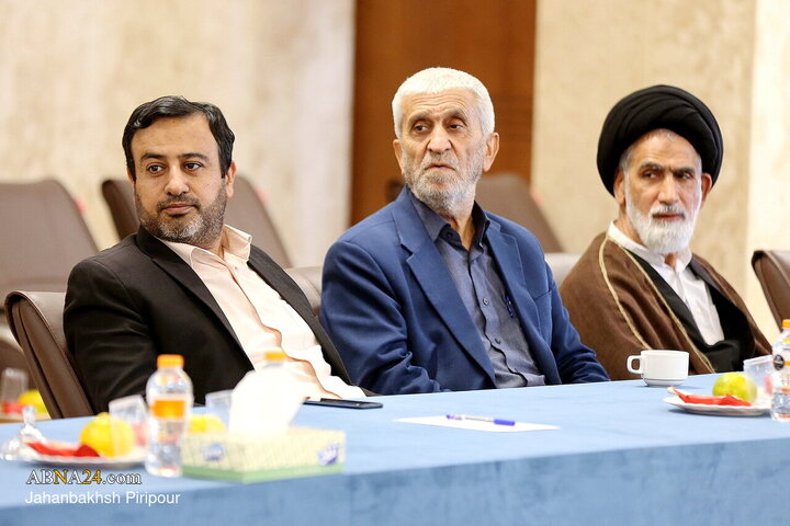 رونمایی از جلد نهم دانشنامه حج و حرمین شریفین