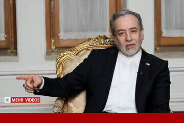 وەزیری دەرەوەی ئێران: بەردەوامین لە پەیوەندی لەگەڵ نێوبژیوانەکان