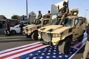 إقالة ضباط بسبب إهانة الحشد الشعبي للعلم الإمريكي في العراق