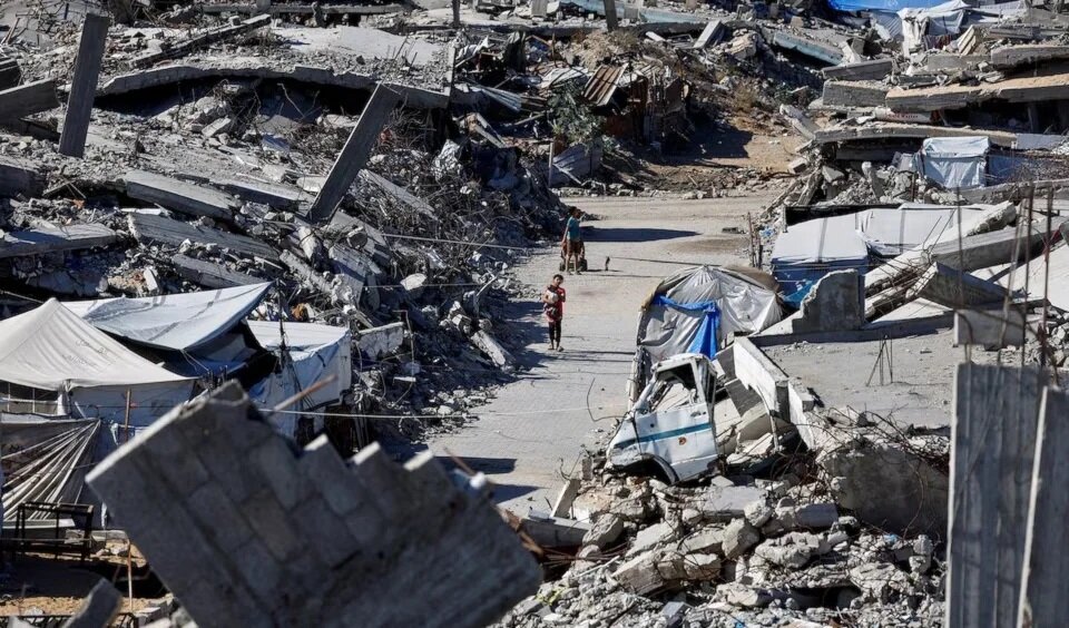 Isra'ila Ta Kai Hare-Hare Ta Sama Da Harbin Manyan Bindigogi Kan Yankuna A Zirin Gaza
