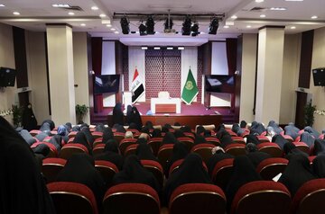 تقرير مصور/ 1500 متسابق يشارك في أداء الاختيبار التحريري لمسابقة حفظ دعاء العهد في النجف الأشرف