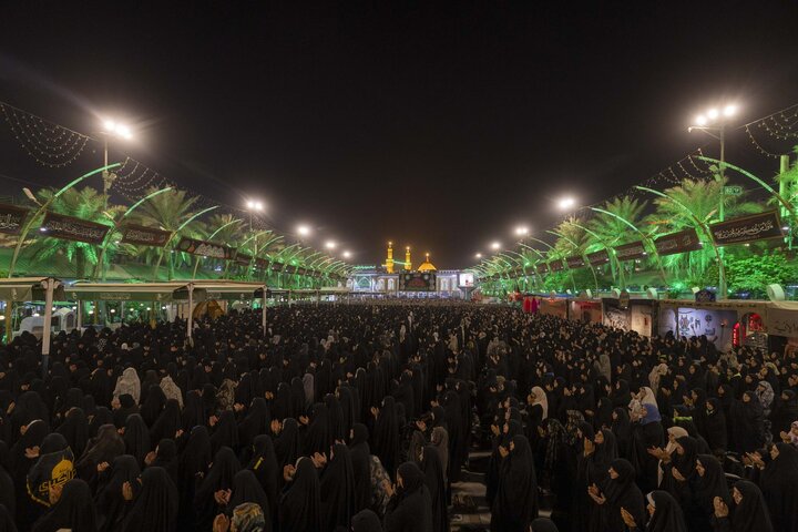 تقرير مصور/ أجواء ليلة الجمعة في مرقد أبي الفضل العباس (عليه السلام)