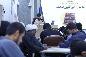 إقامة دورة تخصصيَّة عن تحقيق التراث والمخطوطات