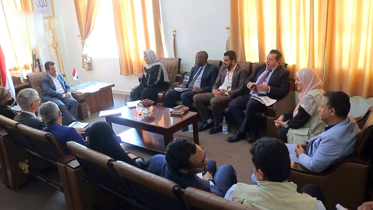 وزير الصحة: العدوان تسبب في استشهاد وجرح أكثر من 43 ألفاً و700 امرأة وطفل 