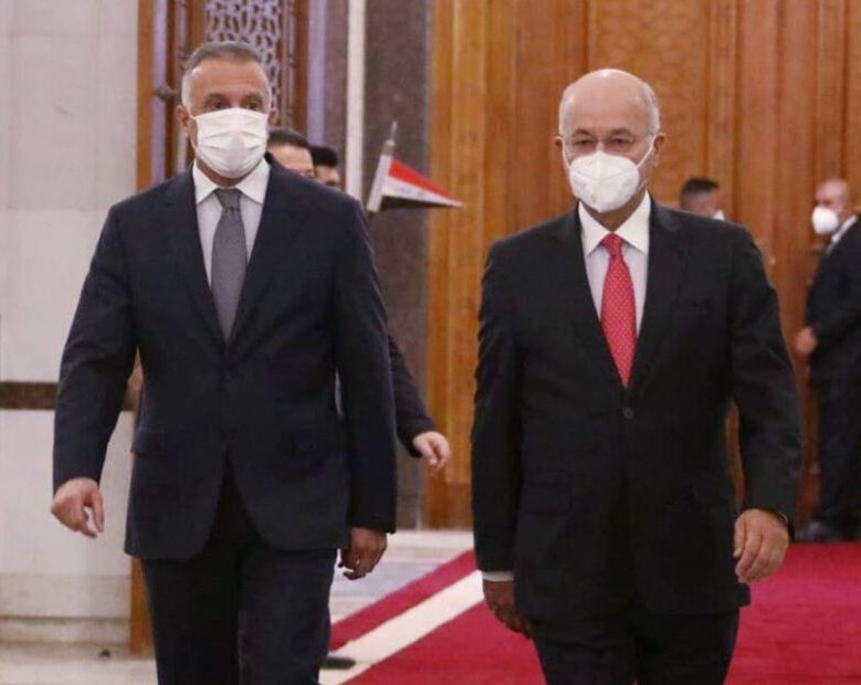 صالح والكاظمي يؤكدان أهمية الحوار الجاد لإنهاء أزمة العراق
