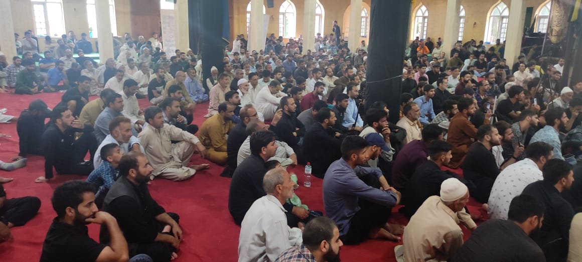مجلس علمائے امامیہ جموں و کشمیر کے اہتمام سے سرینگر کے مضافات میں ایک عظیم الشان یوم حسین کا انعقاد