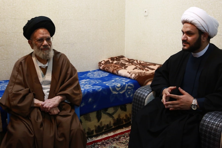 آية الله الحائري ركن من أركان مدرسة الشهيد الصدر/ الكعبي يعاهد المرجع الحائري لتحقيق وصيته في إنهاء الاحتلال