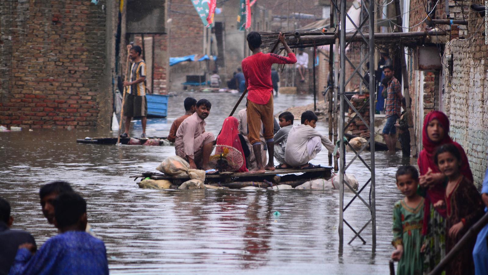 Pakistan deadly floods death toll  rises to 1,061
