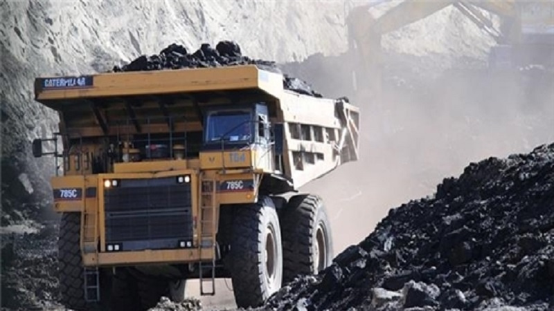 Iran: aperto il terzo stabilimento di titanio per aumentare la produzione di metalli preziosi