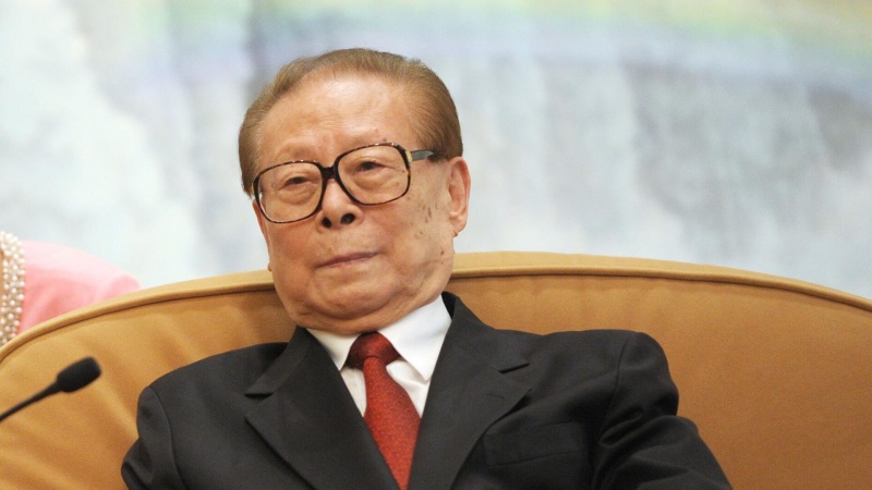 中国の江沢民元国家主席が死去