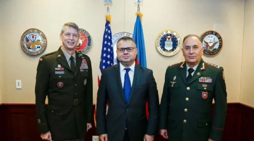 Азәрбајҹан Ордусунун Баш Гәрарҝаһ рәисинин АБШ-да ҝөрүшләри давам едир