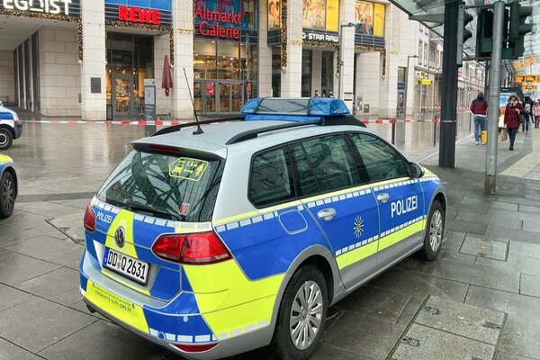 الشرطة الألمانية: مسلح يقتل امرأة بمحطة إذاعية ويحتجز رهائن بمركز تجارى بدريسدن