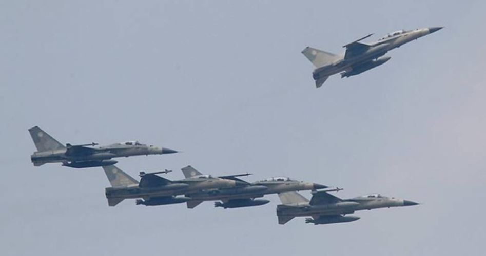 Israeli terrorists warplanes violate Lebanese airspace