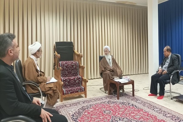 Sumber Filsafat Islam adalah Ajaran Suci Al-Qur'an