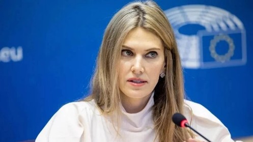 Замглавы Европарламента отстранили от должности