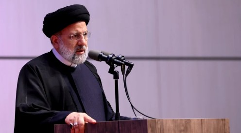 イラン大統領、「経済戦争はわが国民への敵の複合戦争の最も重要な側面」