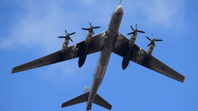 ロシアの戦略爆撃機が日本海上を飛行