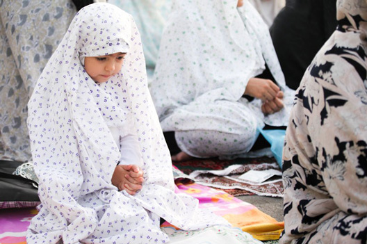 تربیت 2 هزار مدرس آموزش نماز به کودک در گیلان