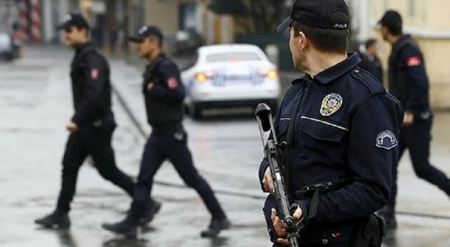 Turchia, autobomba nel Sud: feriti