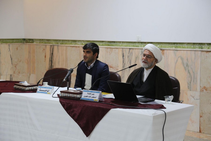 القاعة رقم(٣) تحتضن بحوث علمية  تناقش مرجعية الميرزا الشيرازي ودوره القيادي في ثورة العشرين ضمن مؤتمر الميرزا محمد تقي الشيرازي + الصور