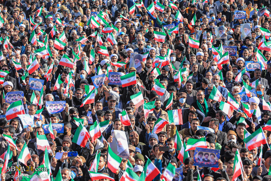 Фоторепортаж/Присутствие президента Ирана среди разных слоев населения Бирджанда