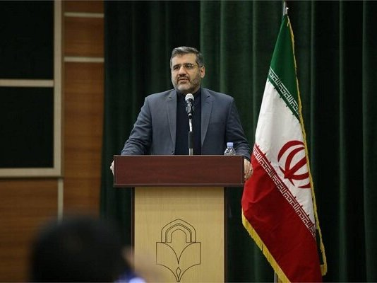 وزير الثقافة الإيراني: الاعداء يشنون حرب إعلامية ضد الجمهورية الاسلامية