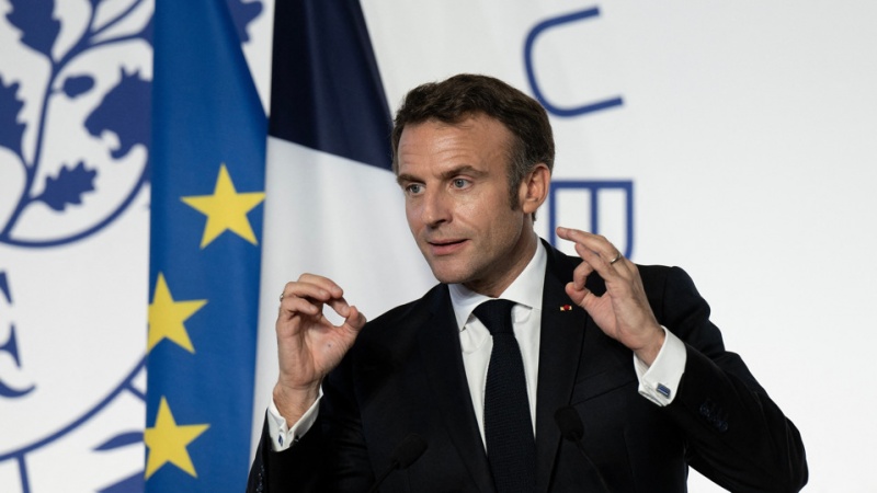 Saat Macron Protes Keras atas Perang Dagang AS terhadap Eropa