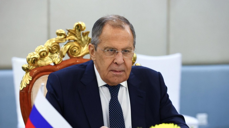 Иттиҳоми Русия ба Ғарб барои дахолат ба буҳрони Украина